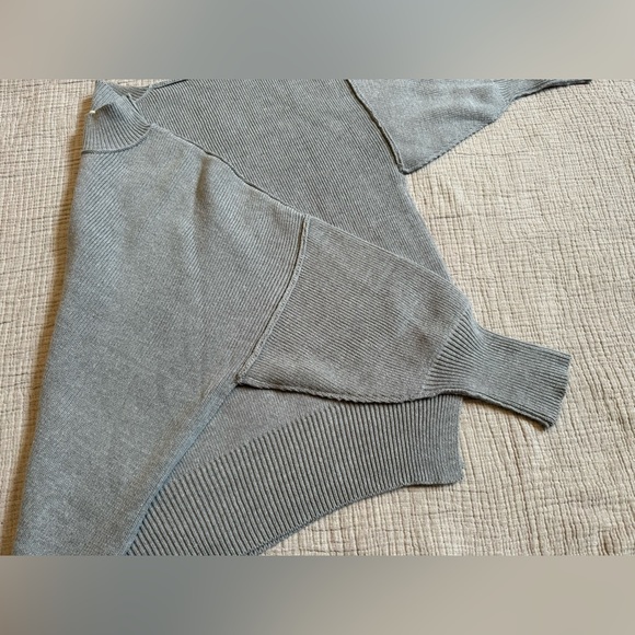 Zenana Ribbed Side-Slit Oversized Sweater sz S - Picture 4 of 7